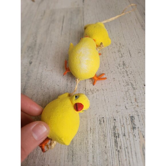 Chicks climbing rope easter ornament unique spring xmas - Picture 6 of 7